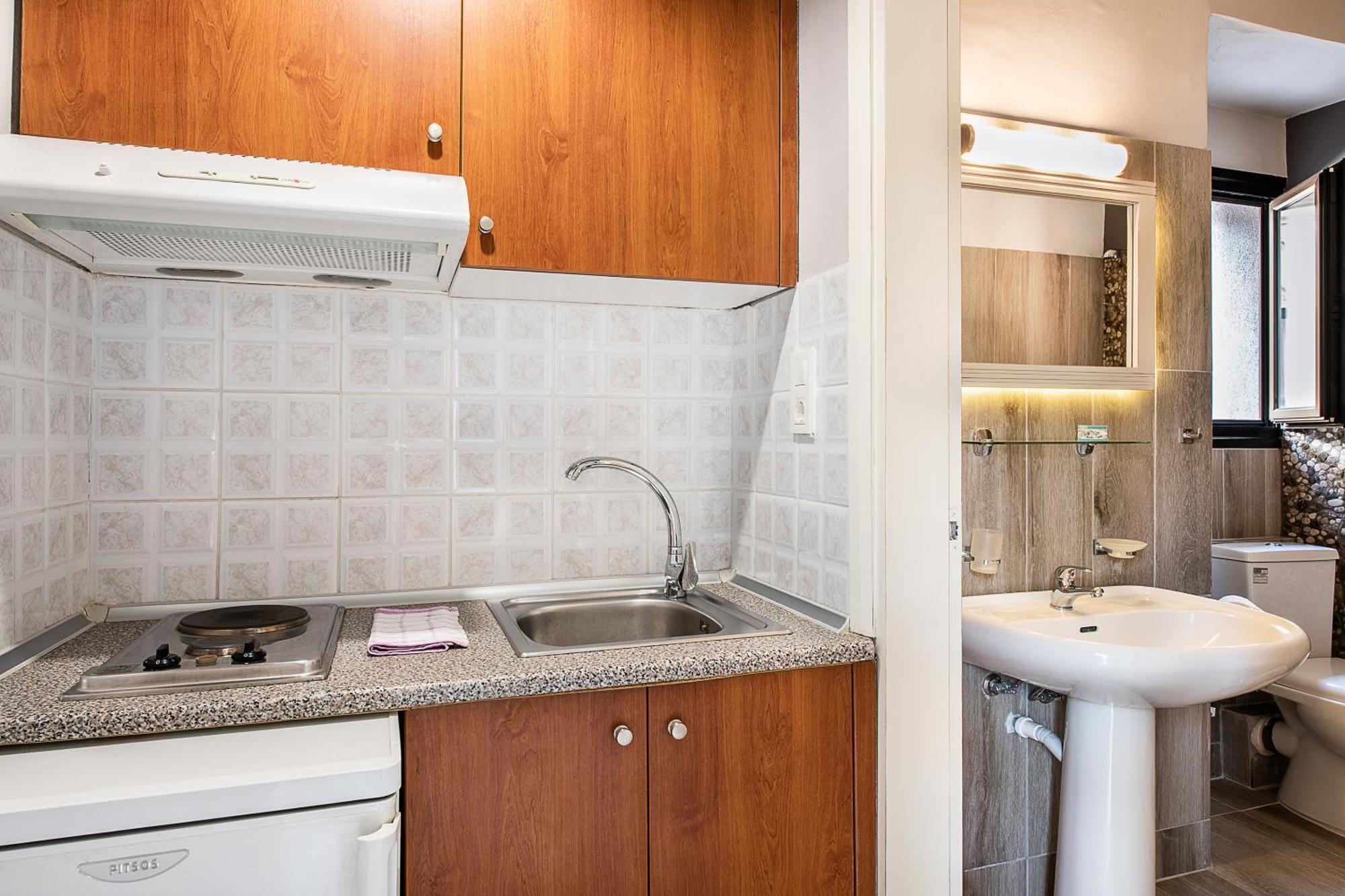 Lia Beachfront Apartments Σταλός Δωμάτιο φωτογραφία