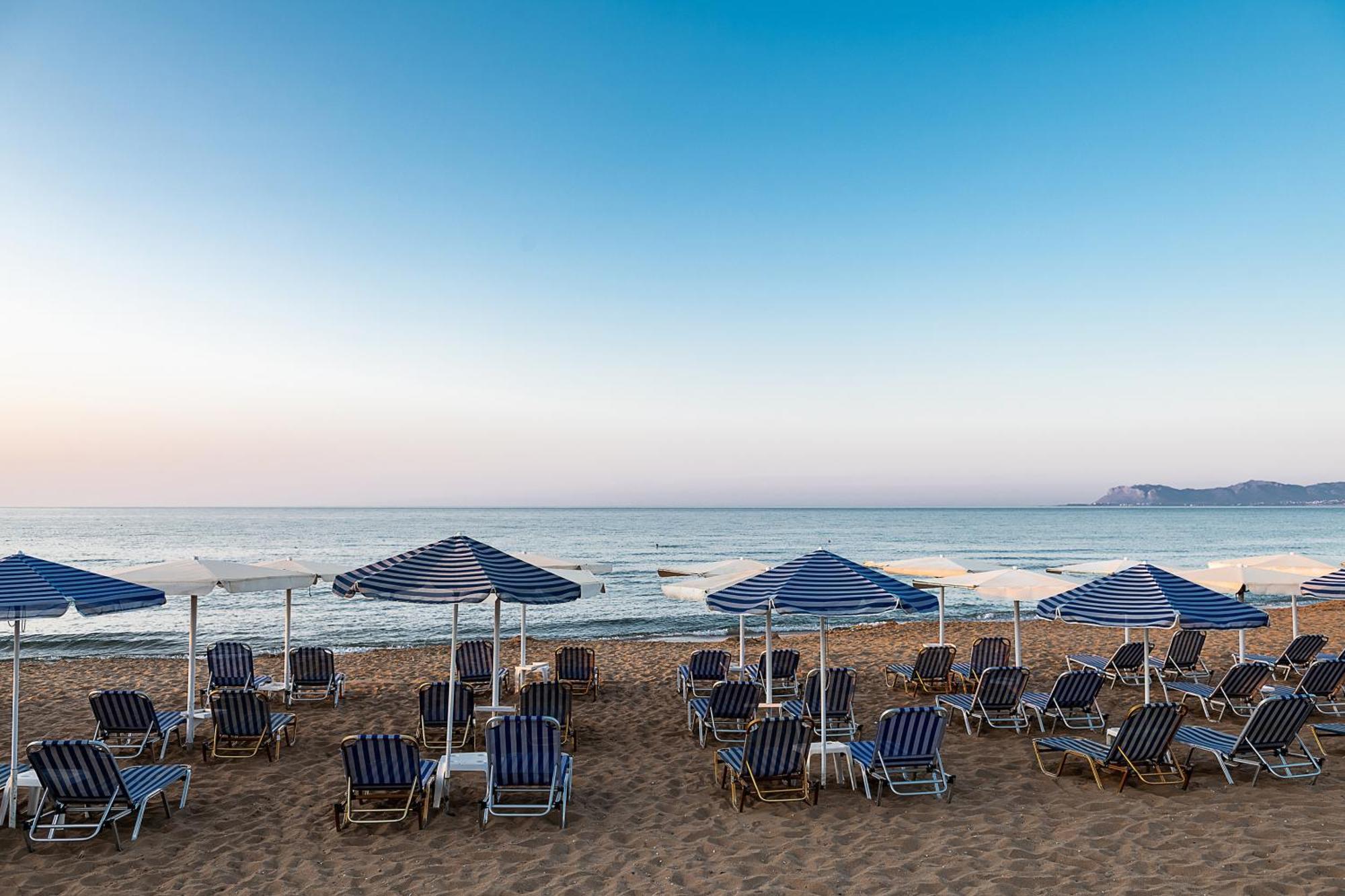Lia Beachfront Apartments Σταλός Εξωτερικό φωτογραφία