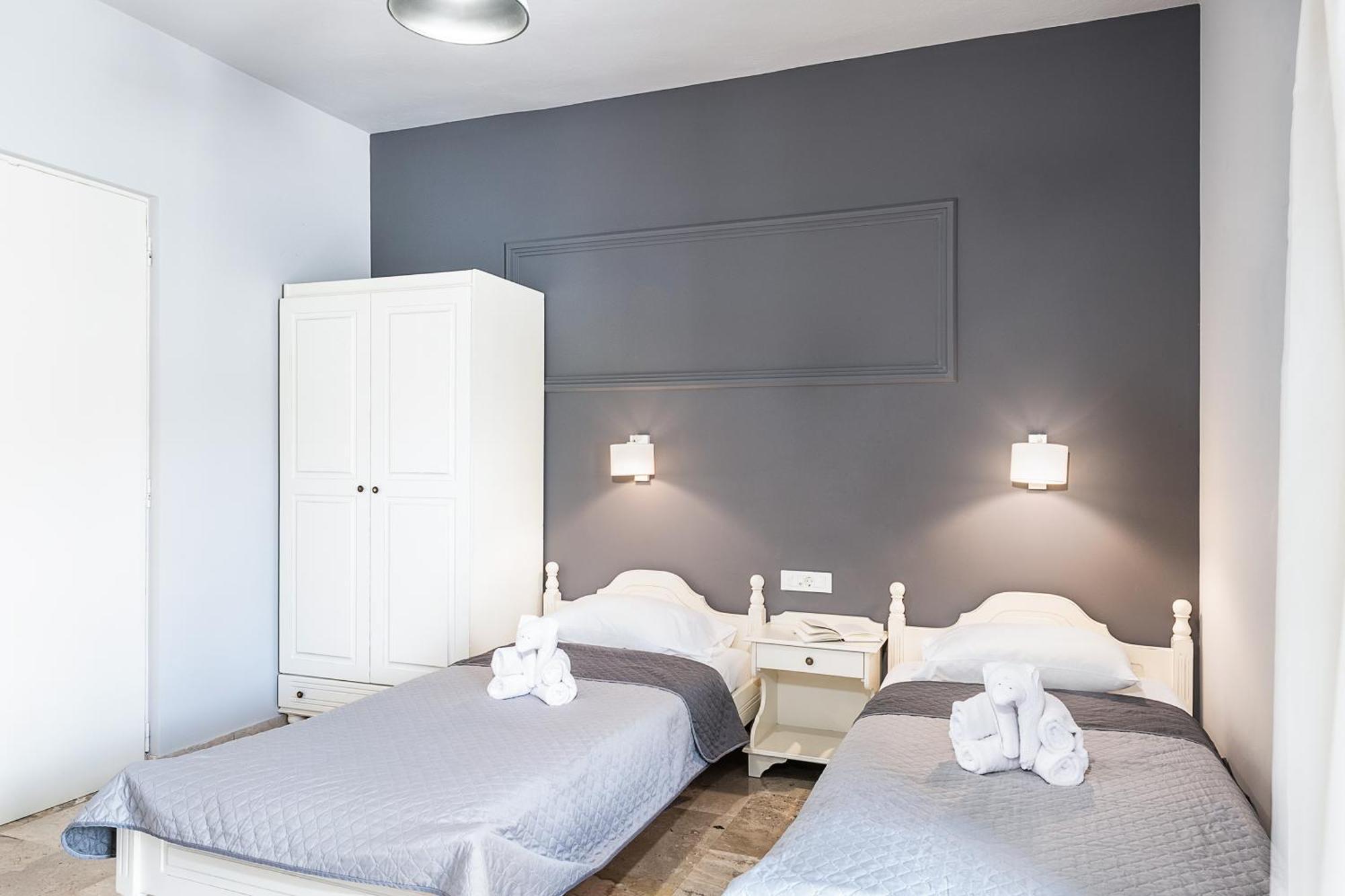 Lia Beachfront Apartments Σταλός Δωμάτιο φωτογραφία