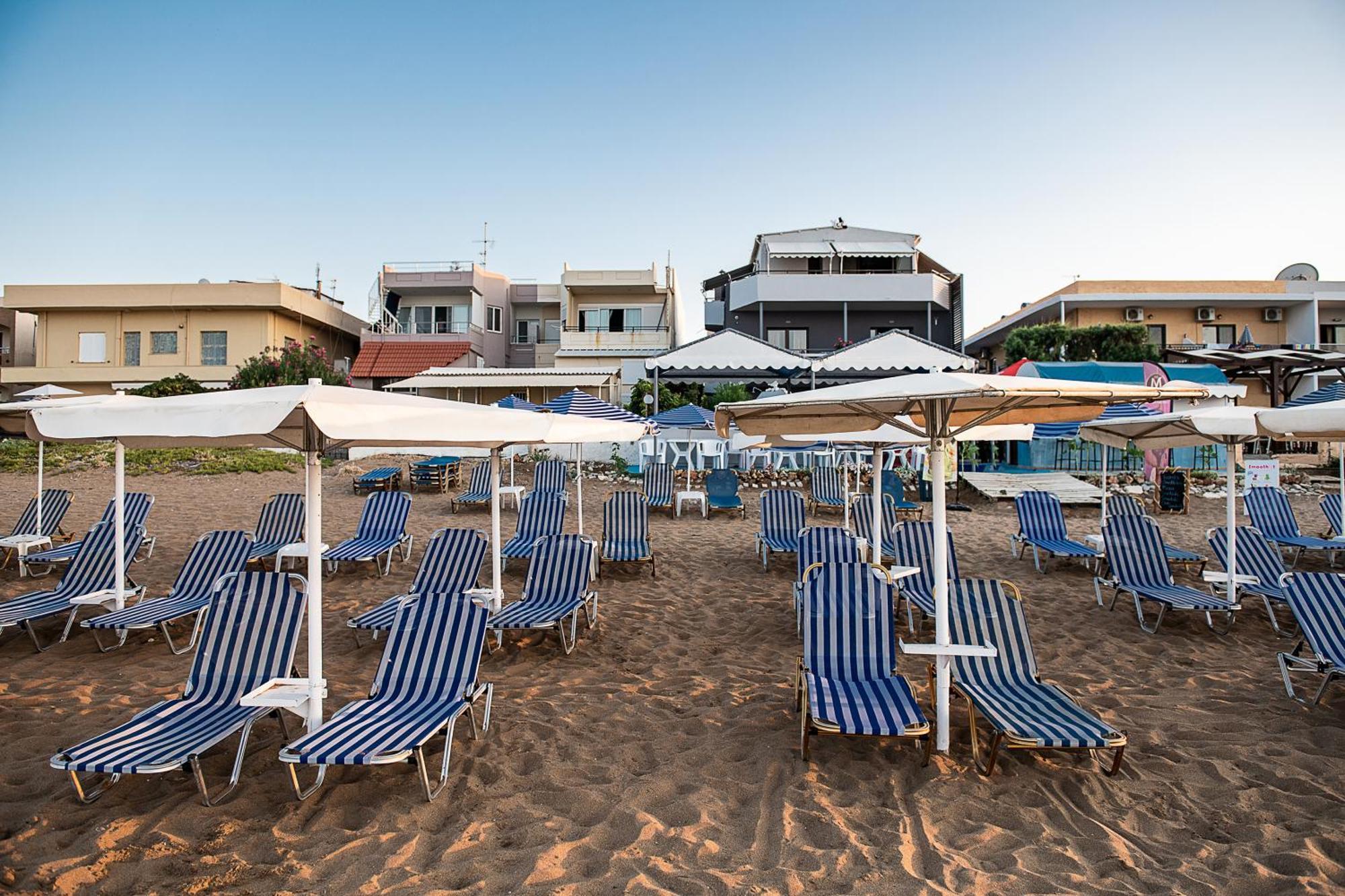 Lia Beachfront Apartments Σταλός Εξωτερικό φωτογραφία