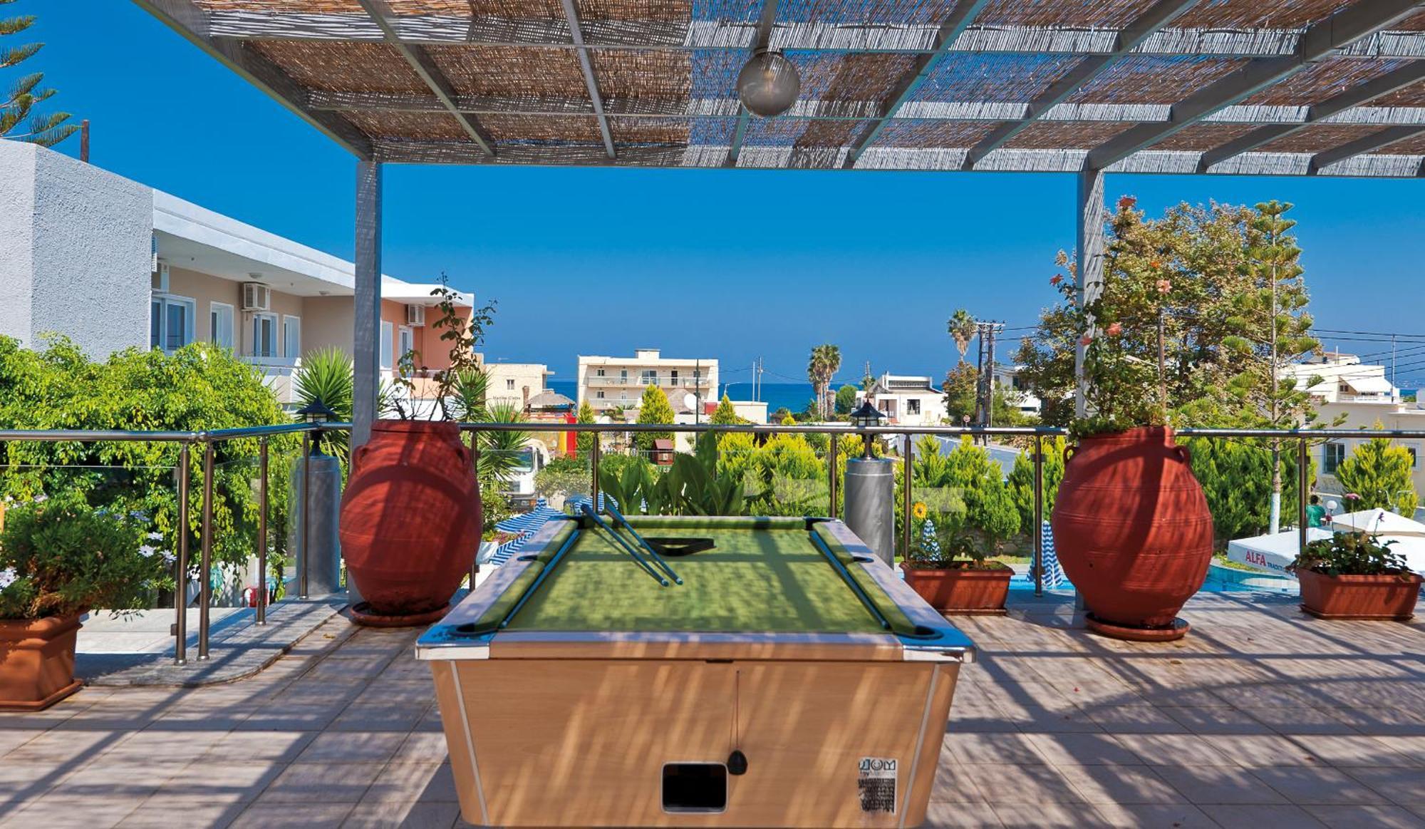 Lia Beachfront Apartments Σταλός Εξωτερικό φωτογραφία